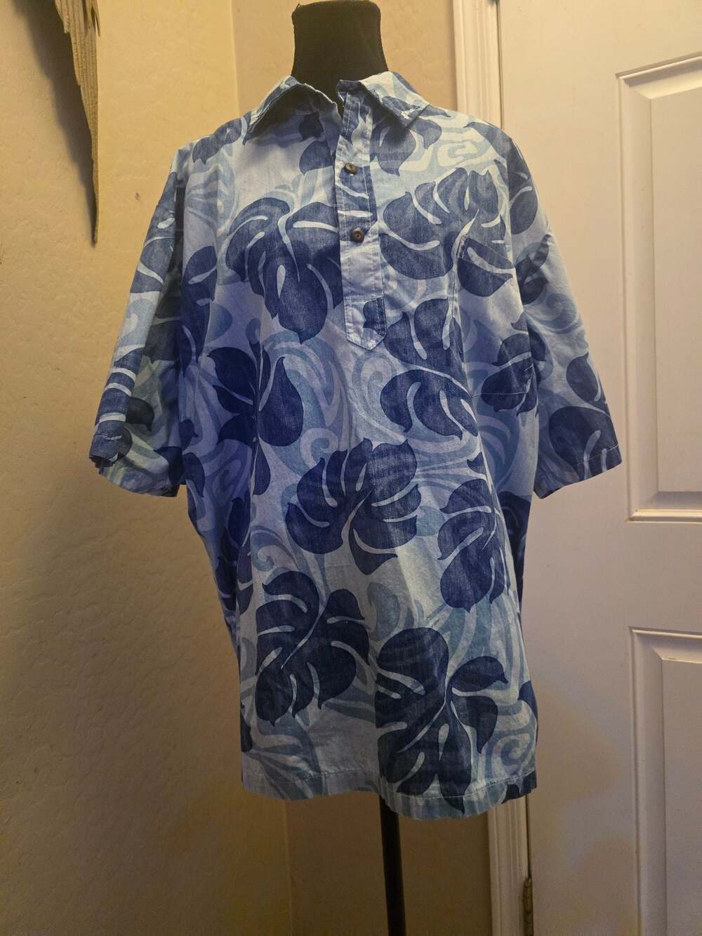 Made in Hawaii 100% Cotton Monstera Leaf Print Pullover Aloha Shirt